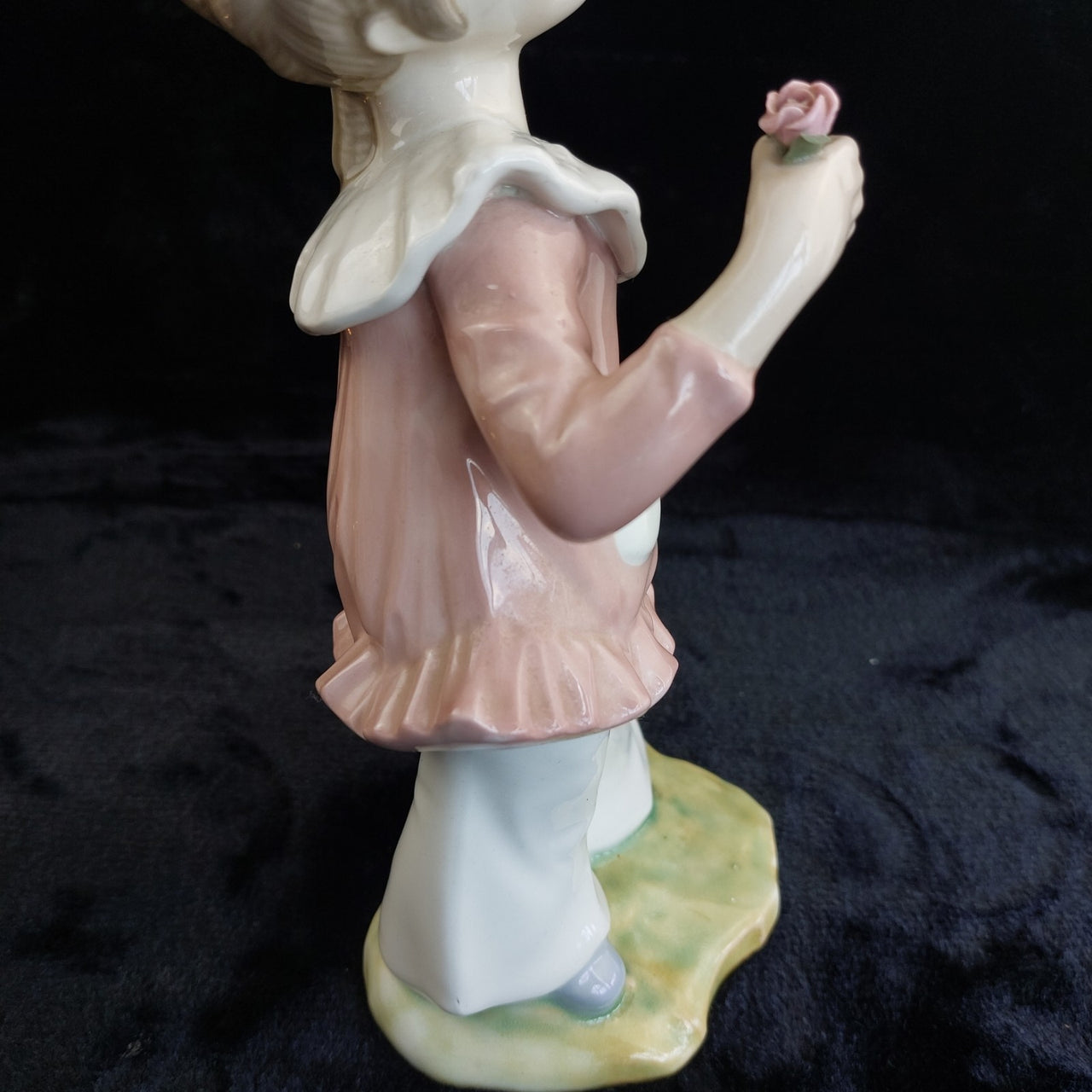 Lladro Style Girl Figurine, Valencia Spain, Flower, Bow Pink , 12" Tall decor5
