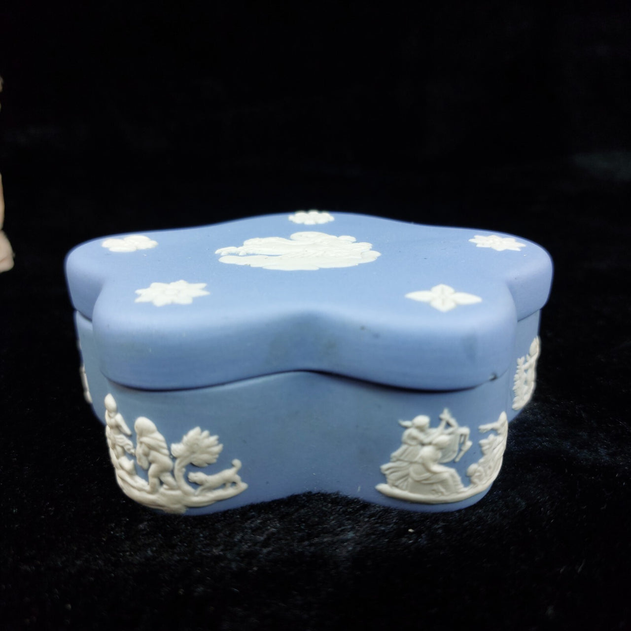Wedgwood Blue Jasperware Trinket Small Pentagon   Box , Cherub Mot   & Floral  4