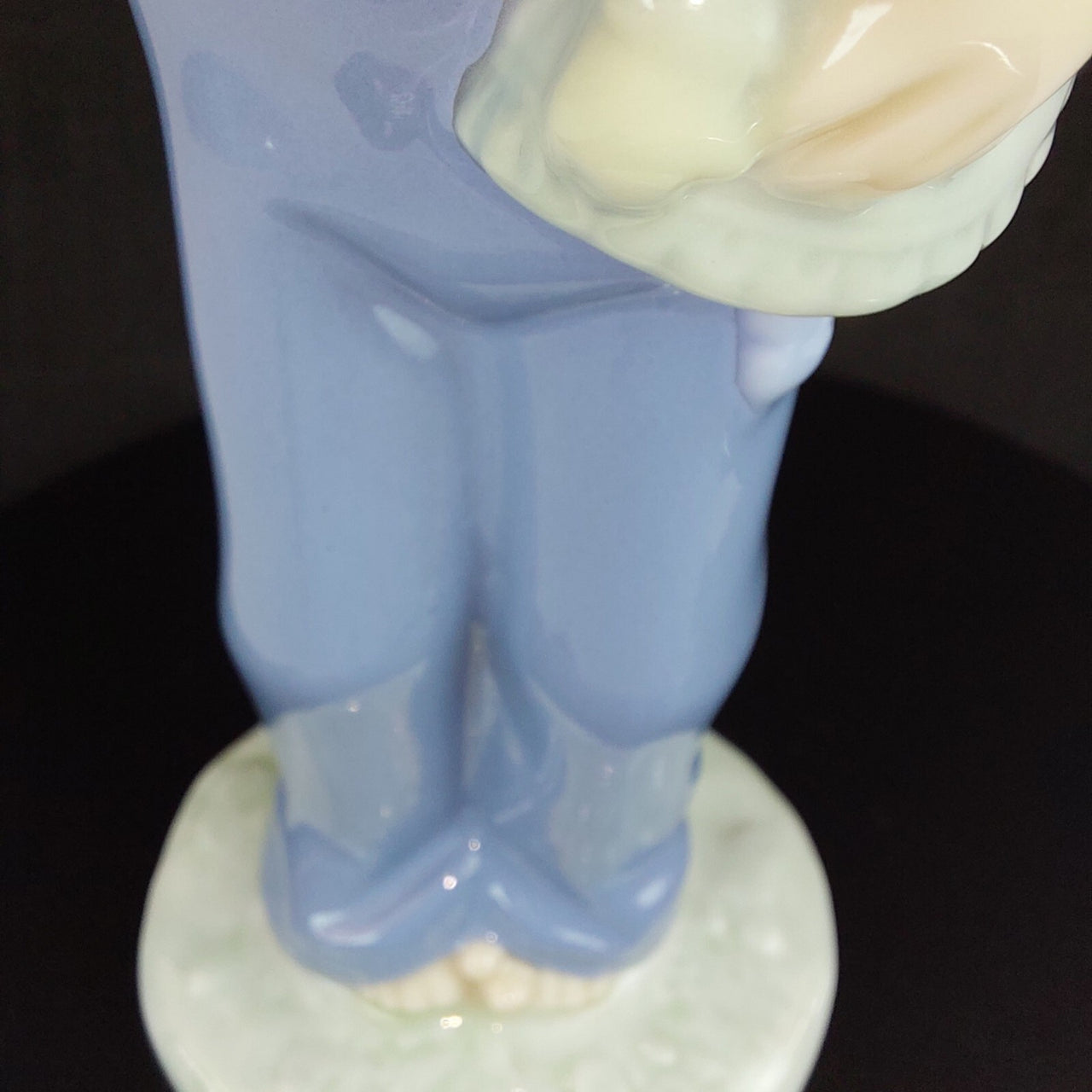 NAO Lladró Handmade Porcelain Girl -18.5 cm Figurine Collectible Blue Dress -12