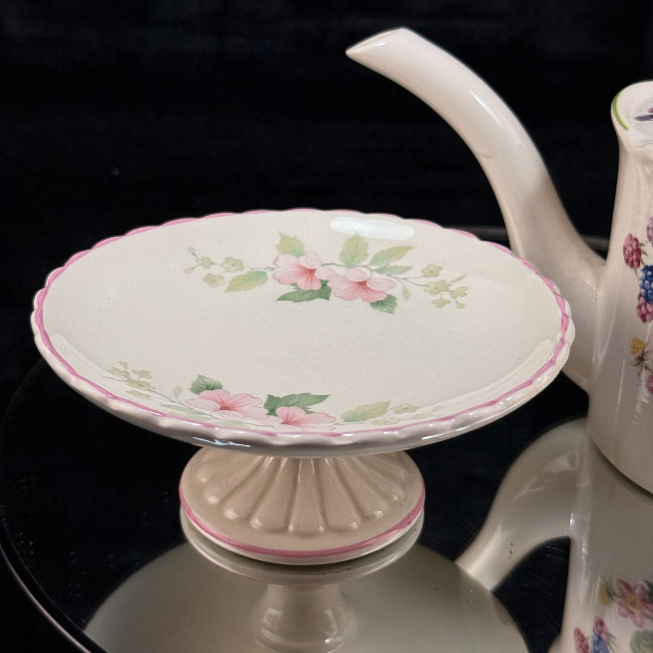 Hammersley Floral Mini Watering Can & Burleigh Pedestal Cake Stand Porcelain Set12