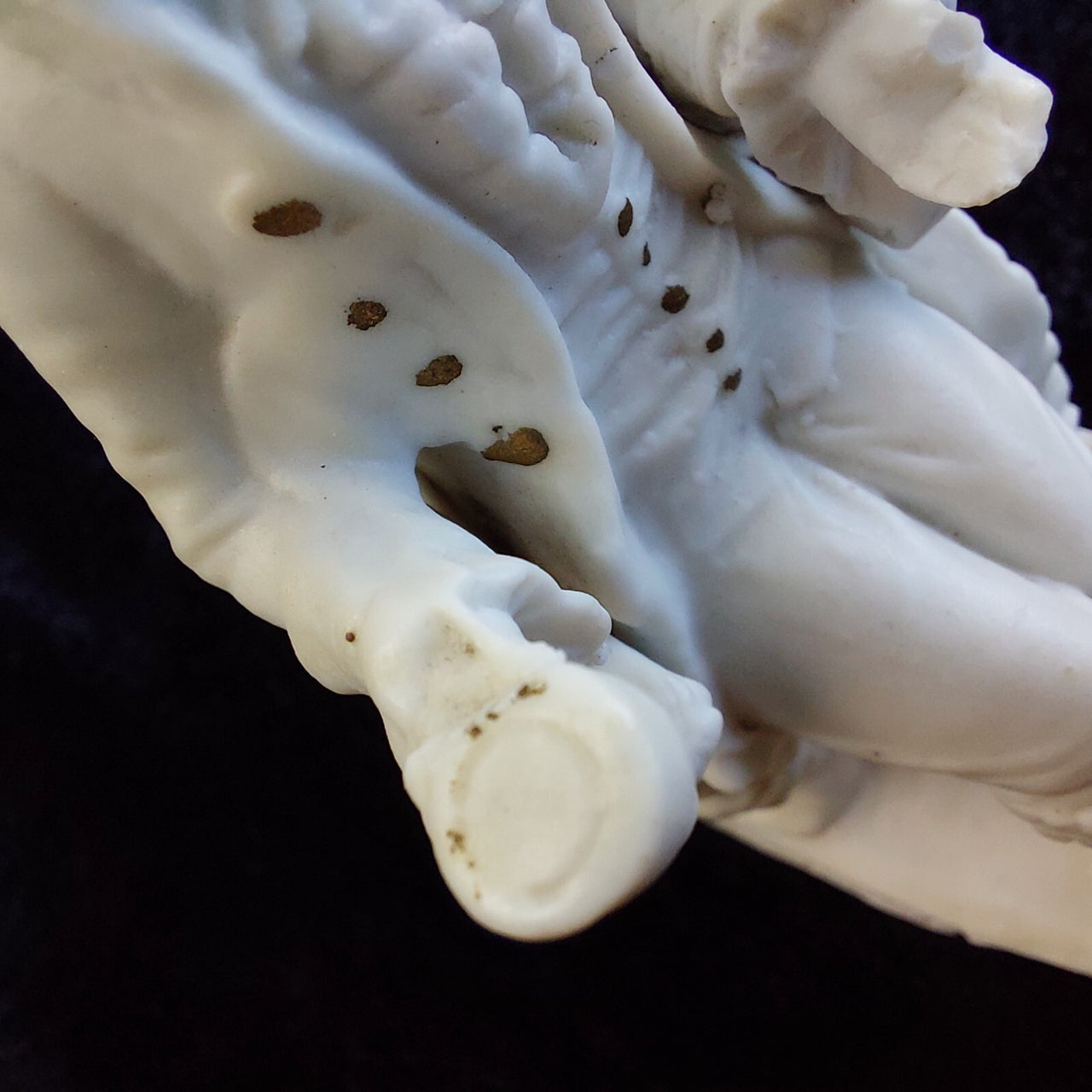 Antique Figurine Bisque 4in Seated Man with Dog White Porcelain Worn & Damaged9