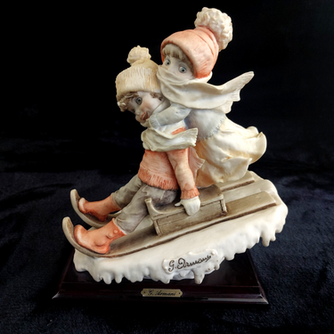 Giuseppe Armani 1992 Florence Children on Sled Figurine Winter Scene Sculp 9