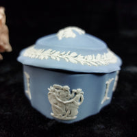 Thumbnail for Wedgwood Jasperware Blue Design Classical Cherub Oval Trinket Box – Vintage4