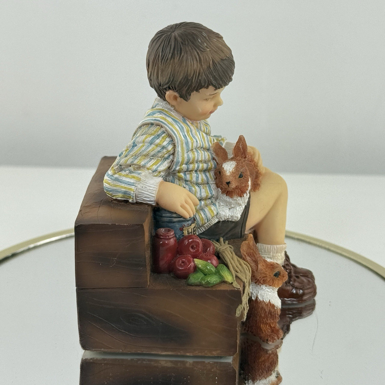 Leonardo Collection Apples and Rabbits Figurine by Christine Haworth Gift 5.25”5