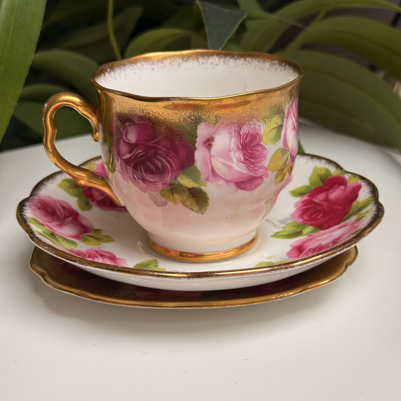 Royal Albert Old English Rose Trio Set Cup Saucer Plate Pink Red Floral Gilded.1