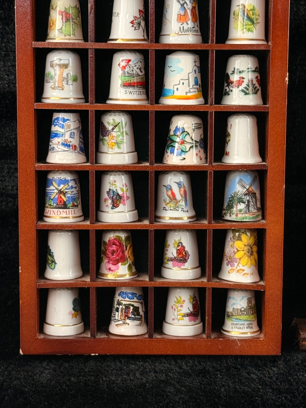 Vintage Thimble Porcelain Collection x40 with 2 Wooden Display Racks Travel Souv5