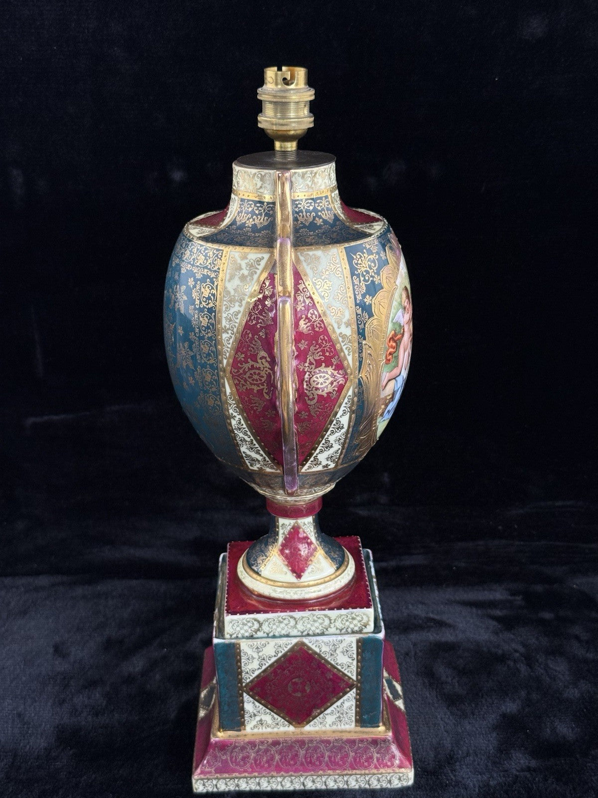 Antique 19th Century Royal Vienna Urn Lamp Romantic Scene Gold Accents Large6