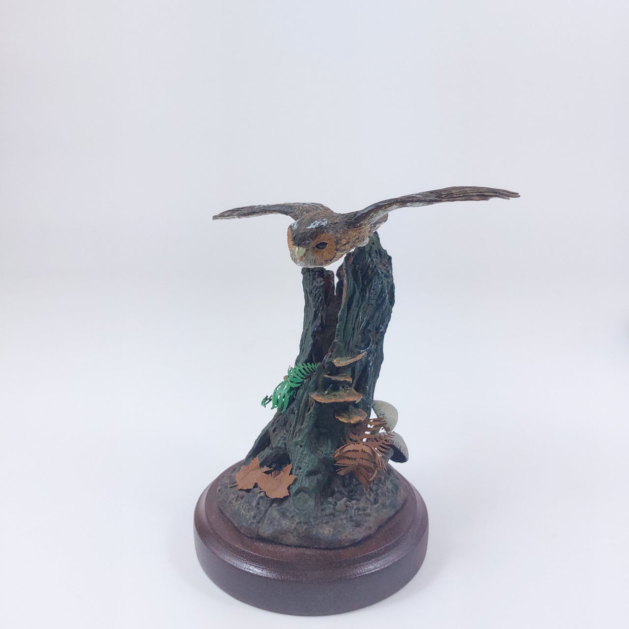 Merlin Collection Owl Figurine on Tree Decorative Stump Collectible Statue Art d14
