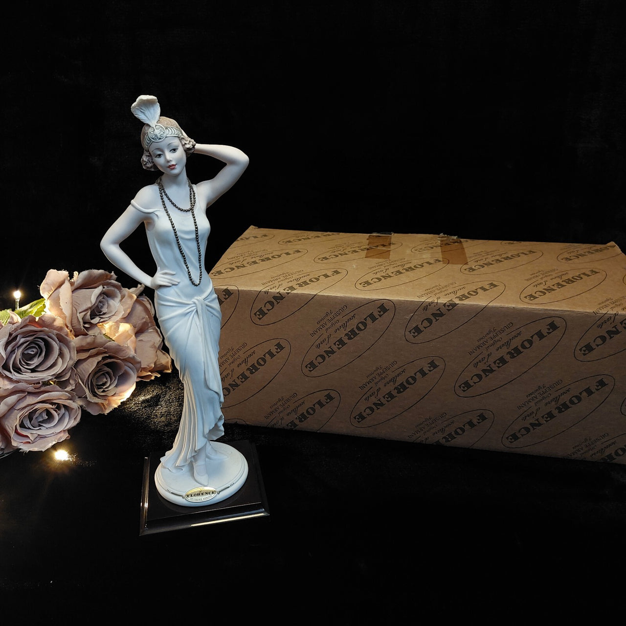 Florence Armani REGINE lady Figurine 0434F Lady Flapper With Box & C luxry decor20