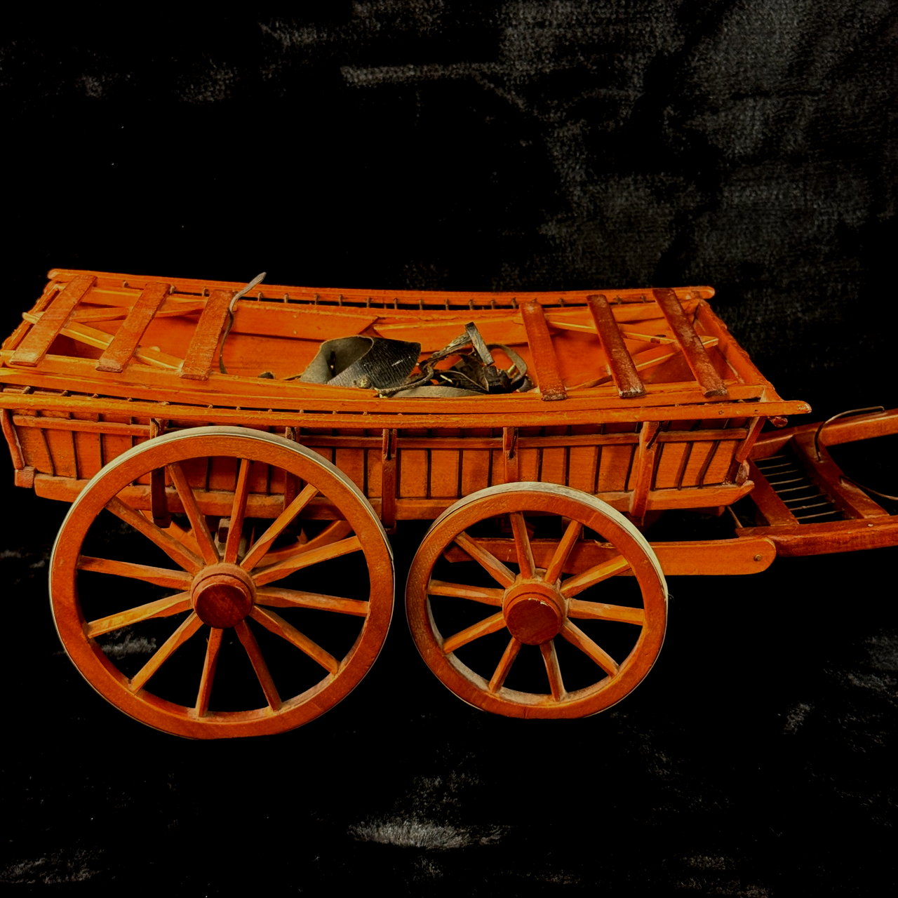 Large Porcelain Draft Horse & Wooden Farm Wagon Carriage Model see the pics Set13
