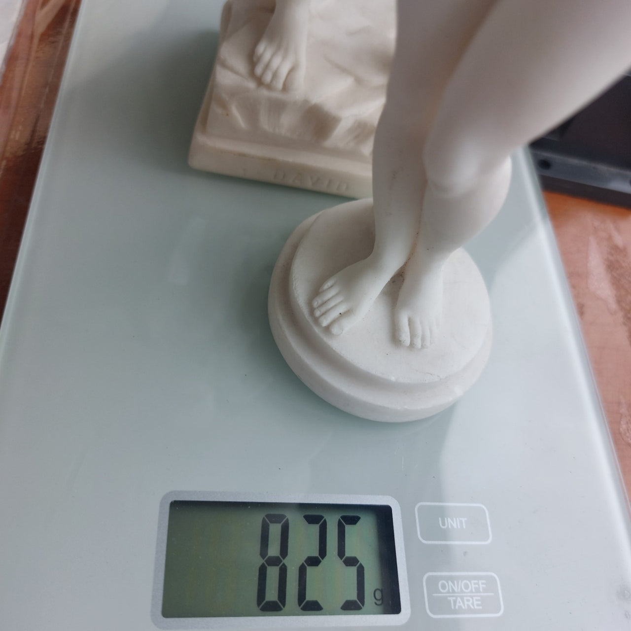 Michelangelo David & Female Nude Sculpture Pair – 9.5" Resin Greece Statue White14