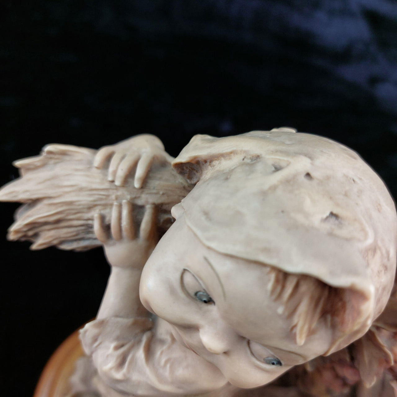 1980 Giuseppe Armani kids Figurine - Children with Grapes & Wheat resin decor15