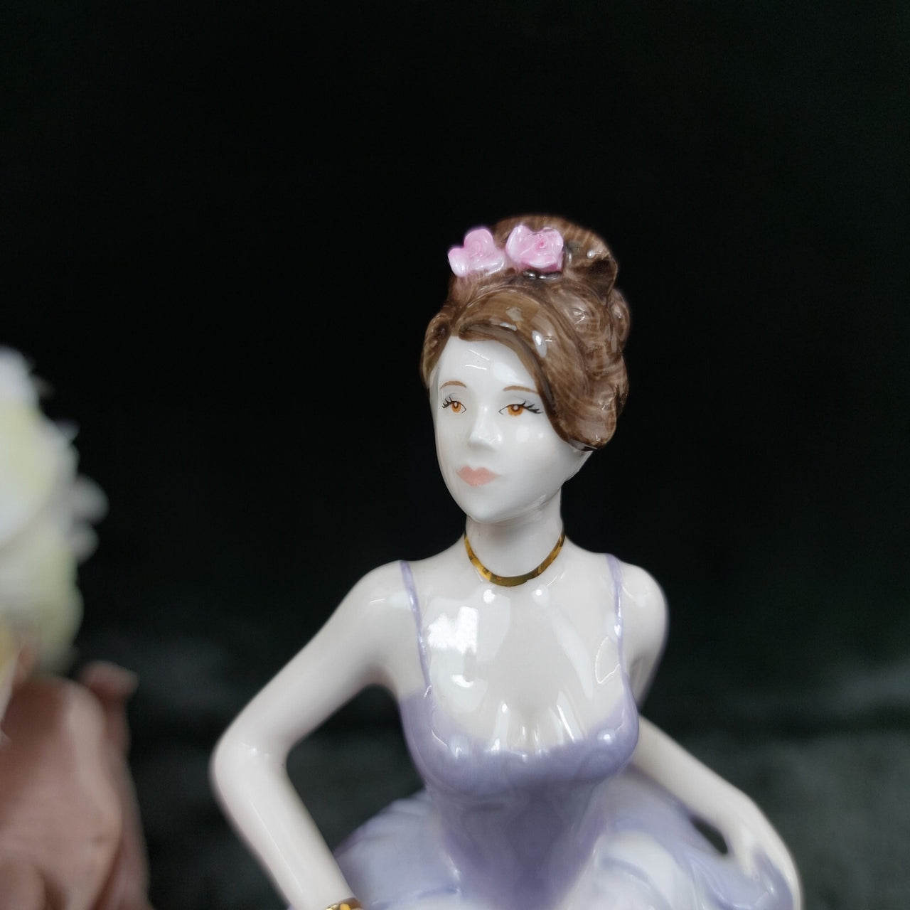 Good Coalport Luck English lady Porcelain by Jack Glynn purple mint condition 2