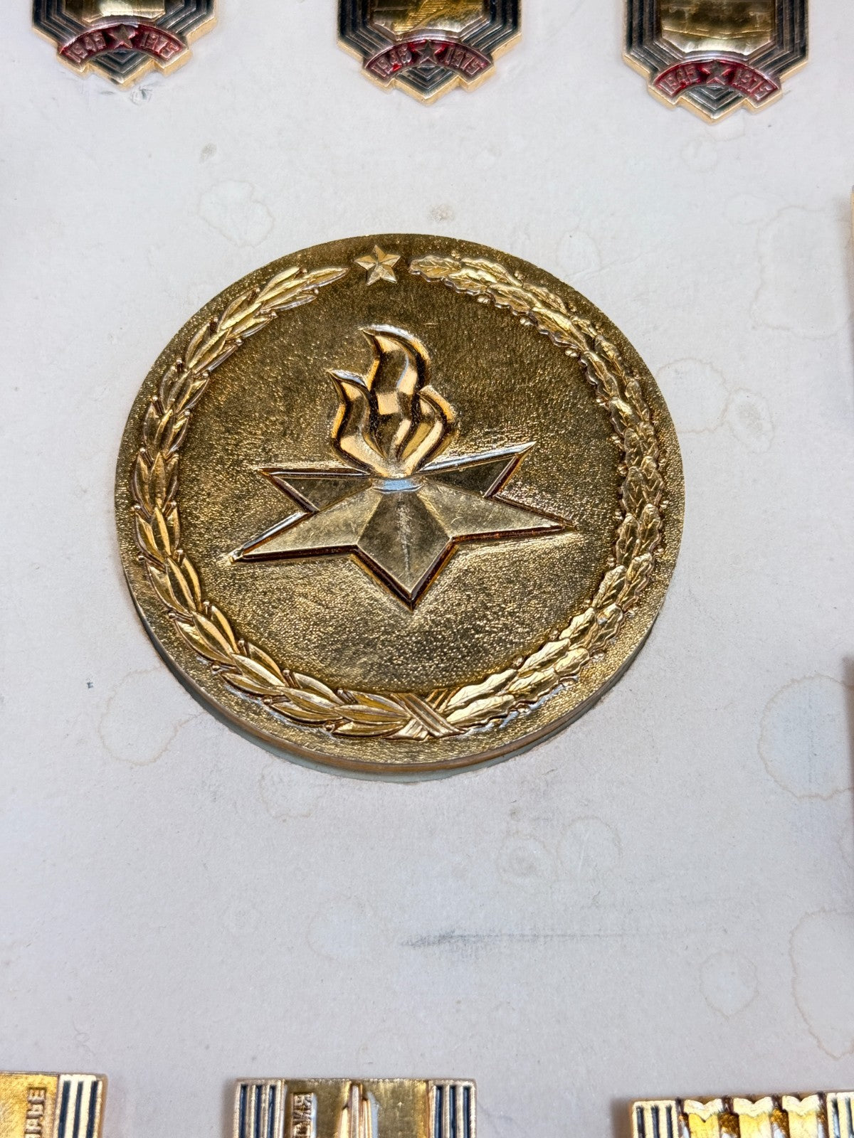 Soviet 1975 WWII Victory Pin Medal Set USSR Cities Commemorative Badges w Box5