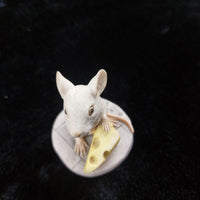 Thumbnail for Border Fine Arts First Friends FF5 – 1989 Mouse with Cheese Figurine gift7
