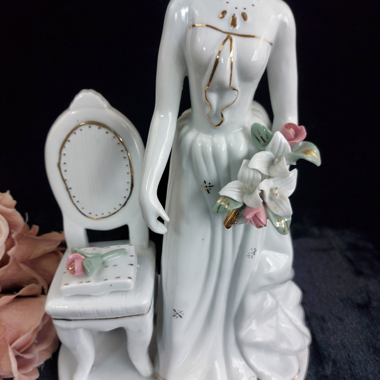 Porcelain Lady Figurine with Chair –  Elegant white ornoment 31cm3