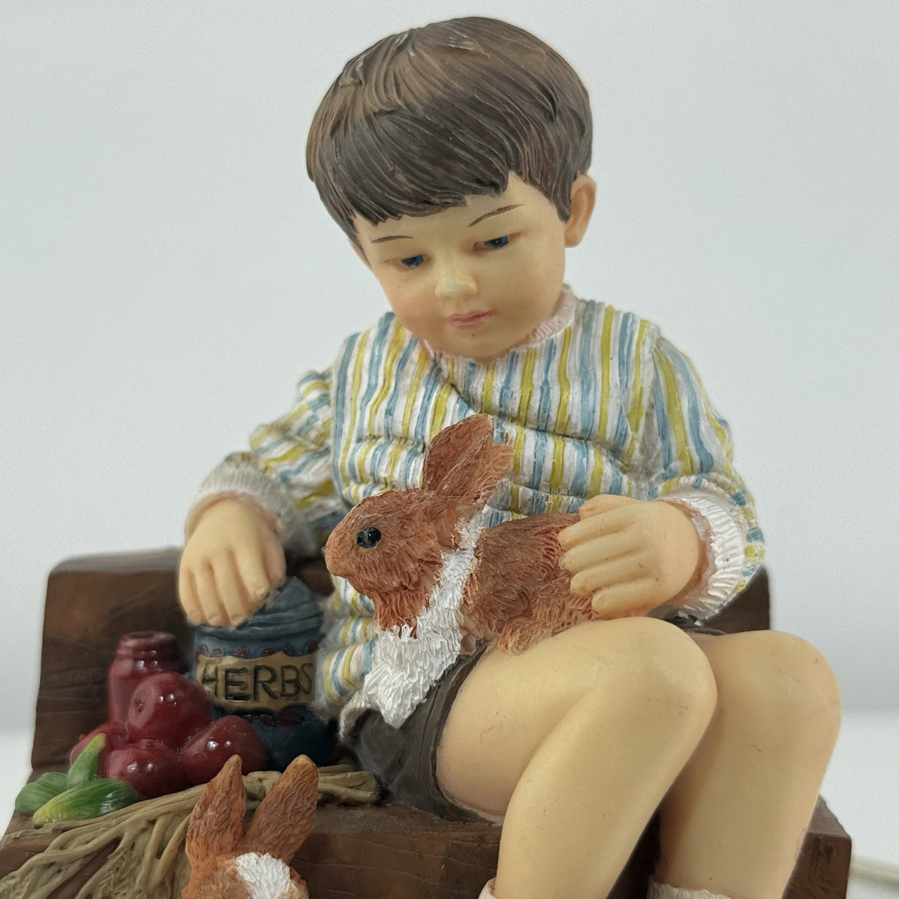 Leonardo Collection Apples and Rabbits Figurine by Christine Haworth Gift 5.25”2