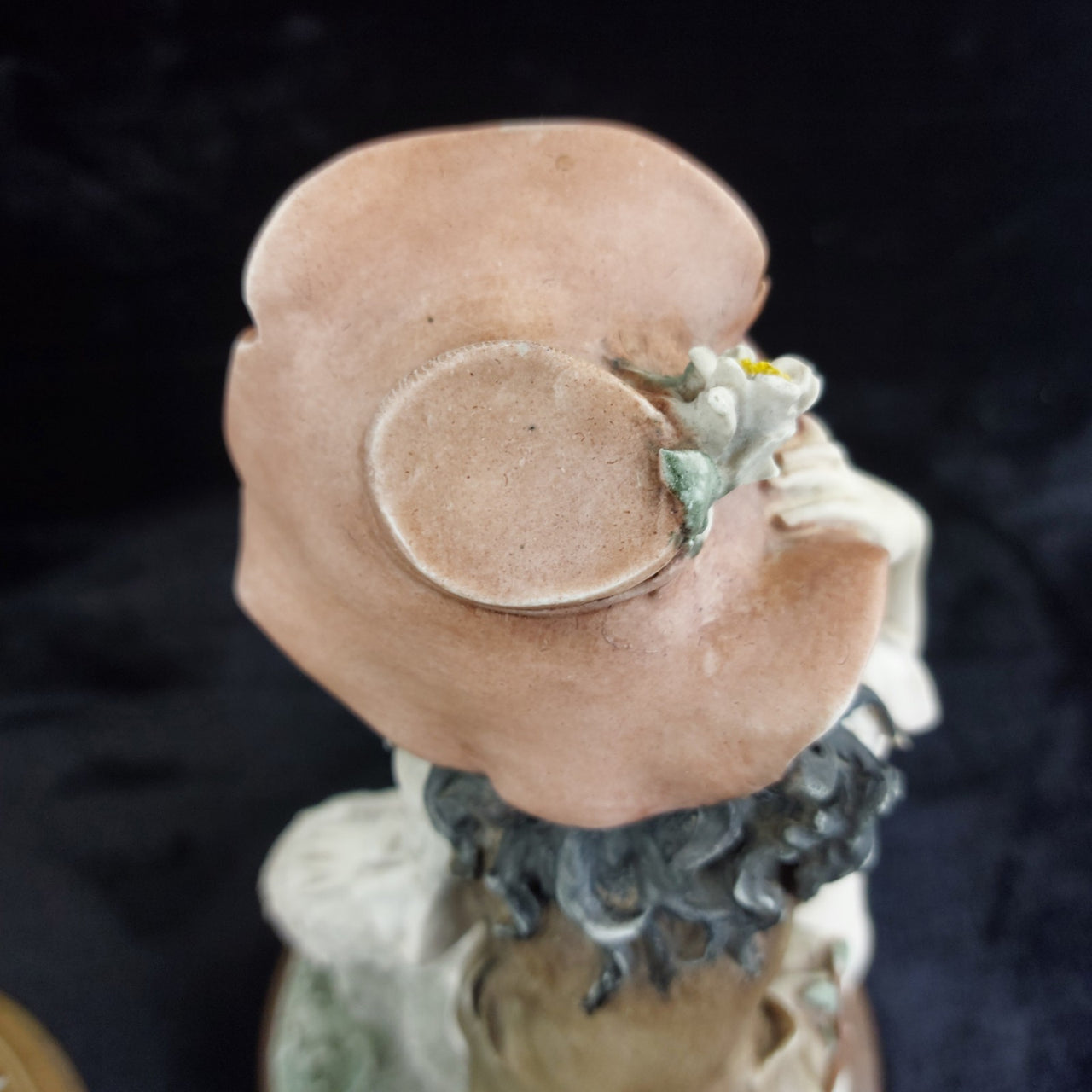 Giuseppe Figurine Armani Couple repaired Flower & Arm Rustic 30cm Resin Italian.15