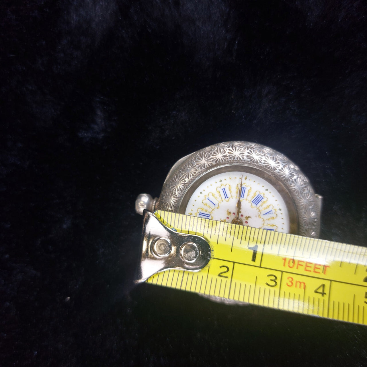 1800's antique Continental Silver Ladyâs Fob Watch Enamel Dial Ornate needs re19
