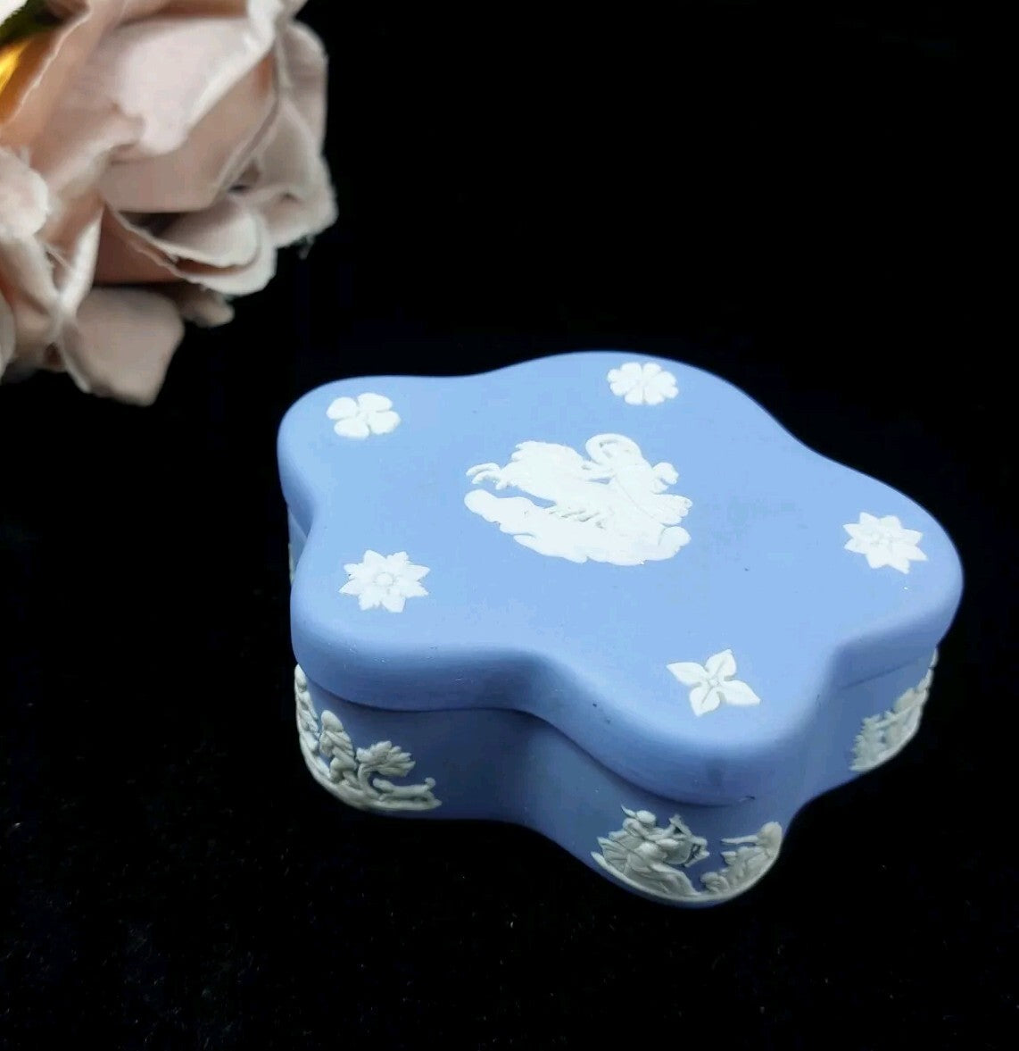 Wedgwood Blue Jasperware Trinket Small Pentagon   Box , Cherub Mot   & Floral  0