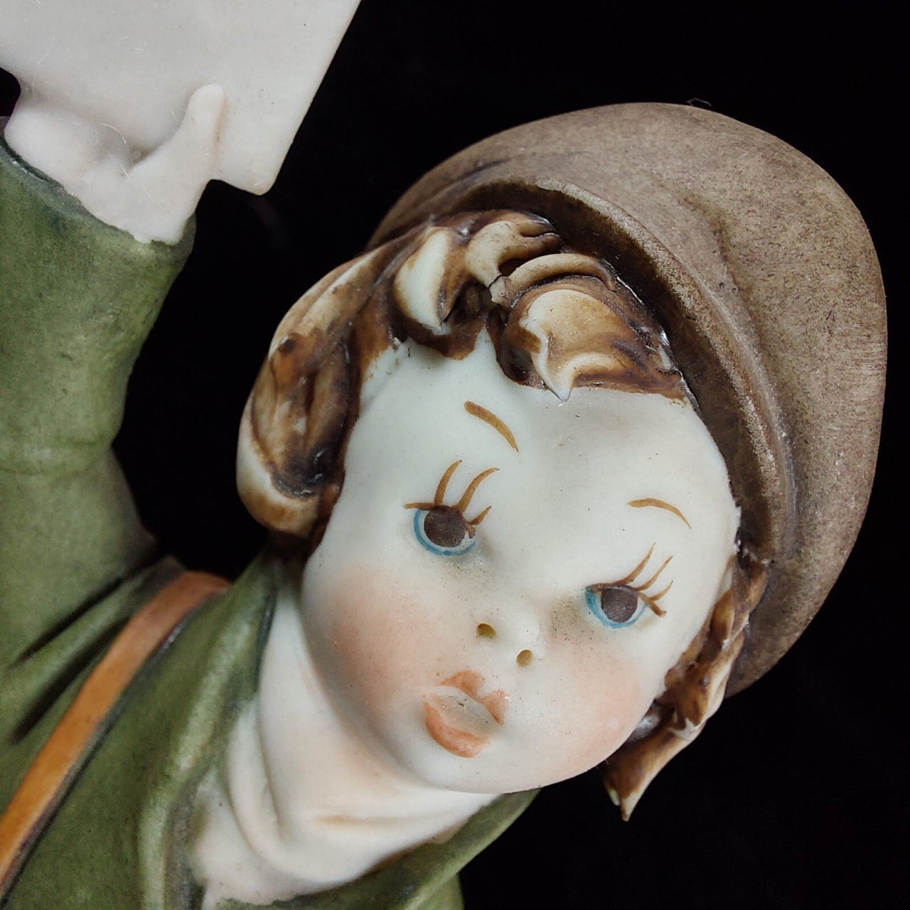 Young with Postman Letter Capodimonte Porcelain Figurine by G. Pezzato see pics5