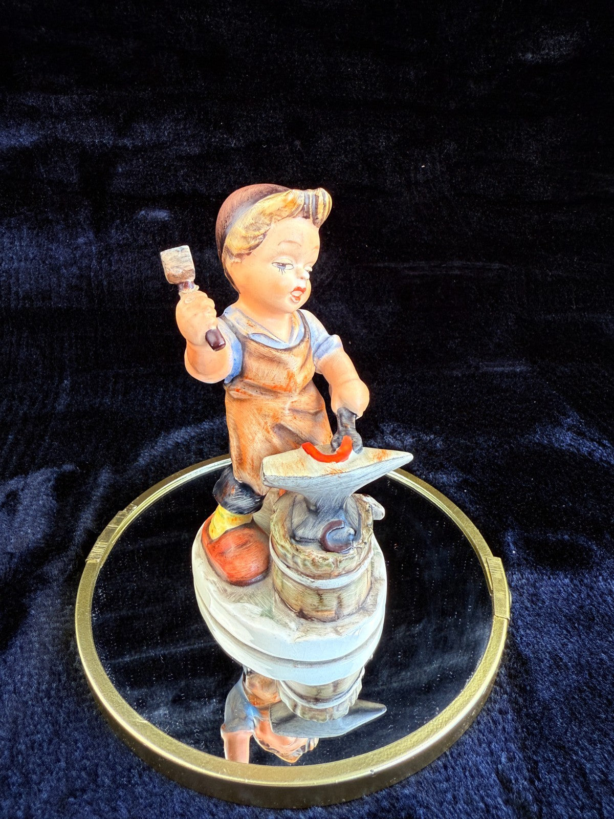Friedel Blacksmith Bavaria Figurine Repaired hummer W.Germany goebel style figur8