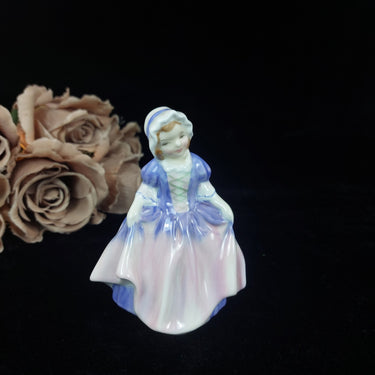 Royal Doulton Dinky Do Figurine Good HN1678 1935  Bone China Hand Painted 5