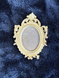 Thumbnail for Victorian-Style Miniature Gold Color Plastic Frames Set of 7 Frame Set deco wall8
