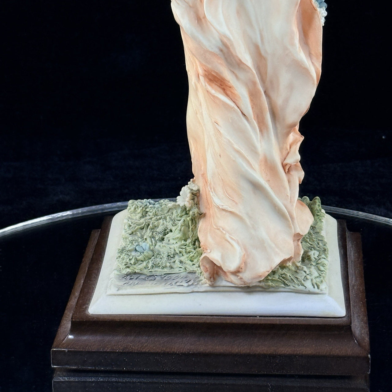 Vittorio Tessaro A.D.L. Italian Lady Figurine Hand Painted Decor  Made in Italy.12