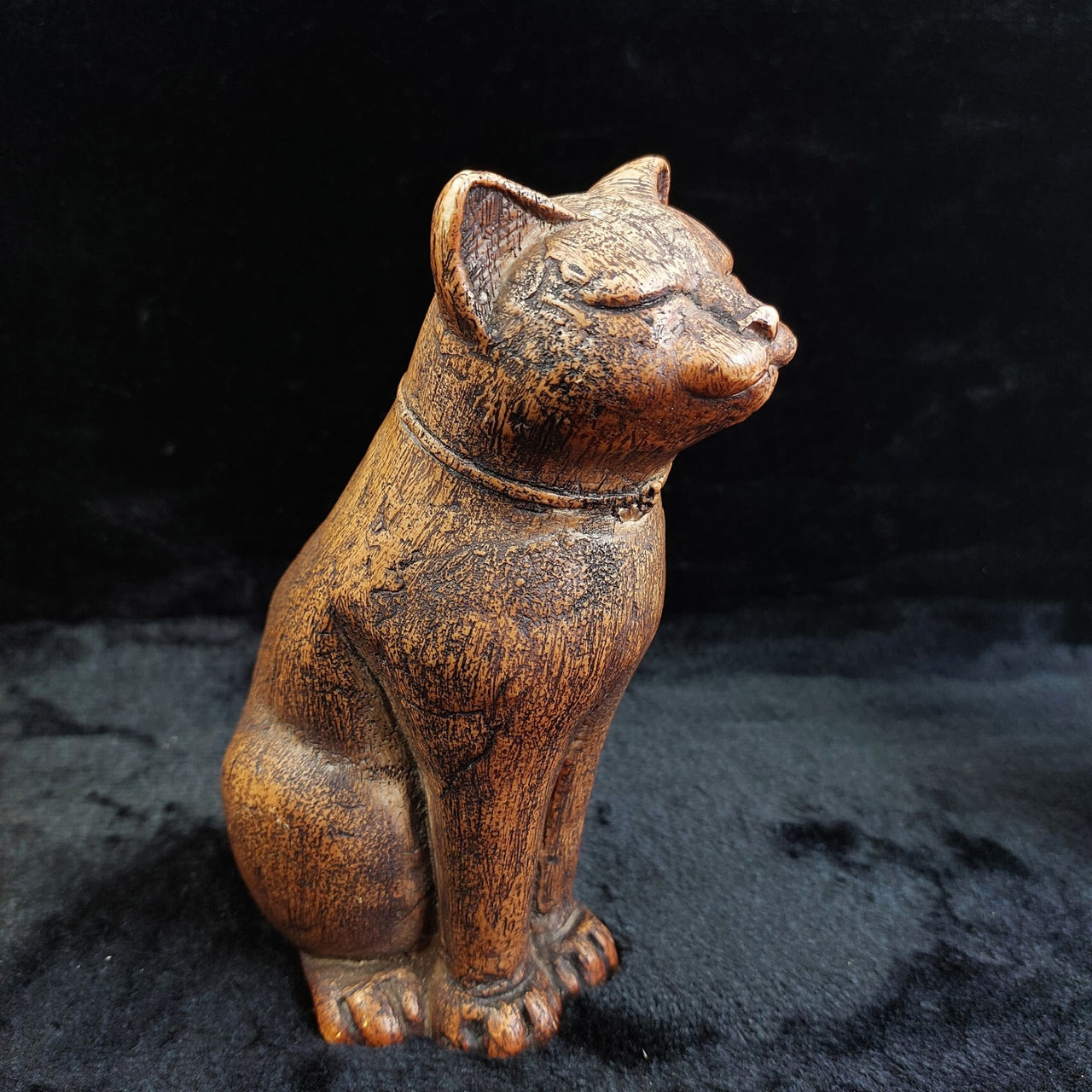 Hand Carved Cat  8" Figurine Statue Wood Look Collectible Rustic Decor G.Britain3