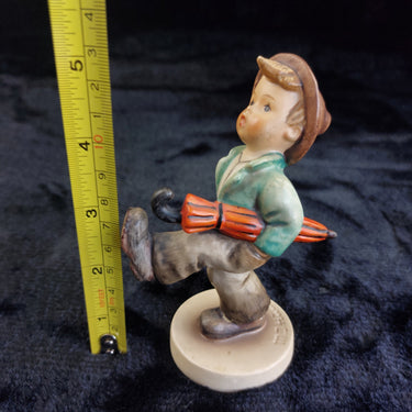 Hummel Umbrella Boy Figurine W.Germany 5