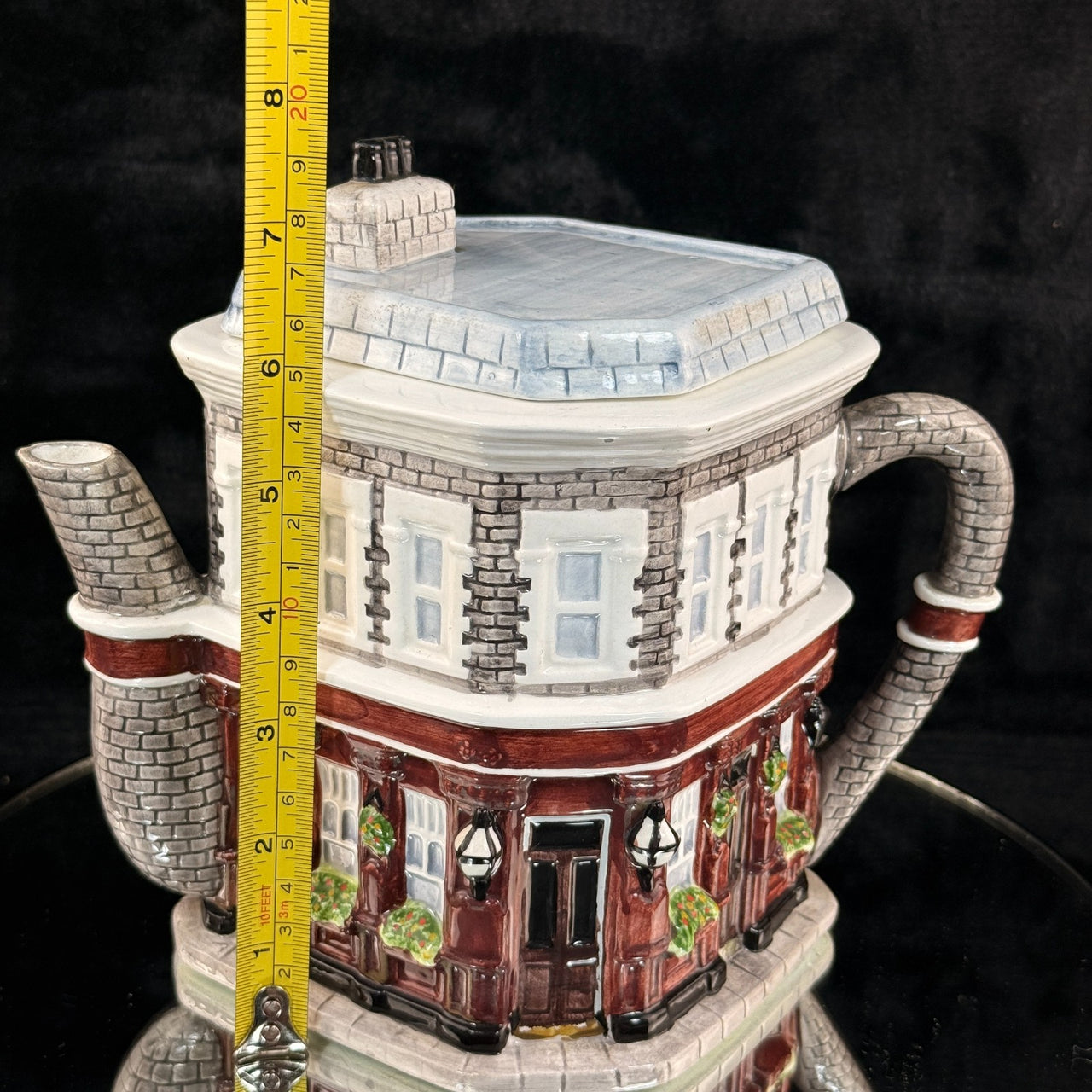 Novelty Teapot British Pub Ceramic Tavern 885g 8" Village Pub Design see pics3