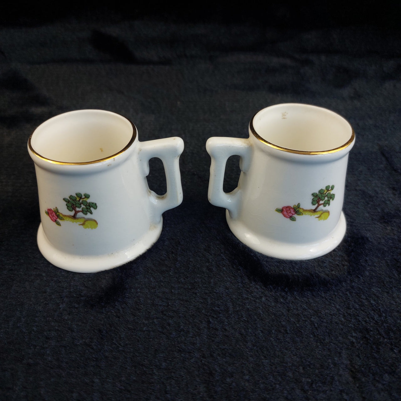 Peter Gosling Miniature Mugs Pair –2" Acceptable, Wildlife Deer & Fox,  Bone Chi5