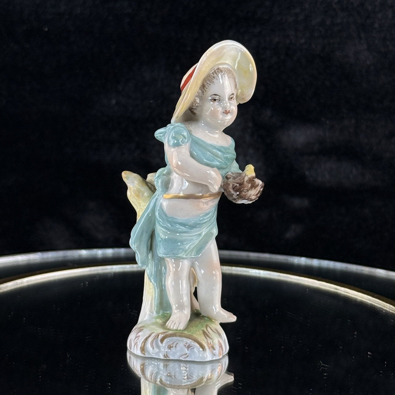Antique Figurine Porcelain China Collectable Figure Marked Glazed German Girl0