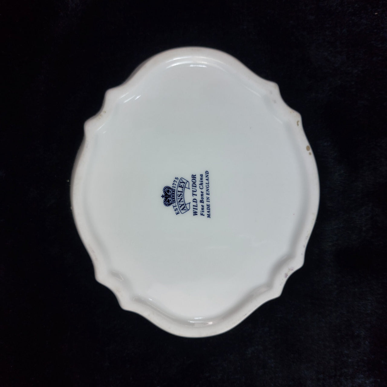 Aynsley Set gift Wild Tudor Fine Bone China – Vase, Trinket Dish & Candle Holder4