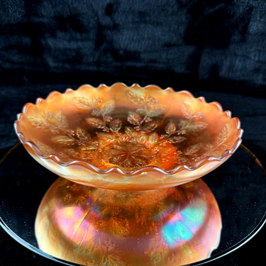 Fenton Holly Leaves Marigold Carnival Glass Ruffled Bowl  Antique 7.5