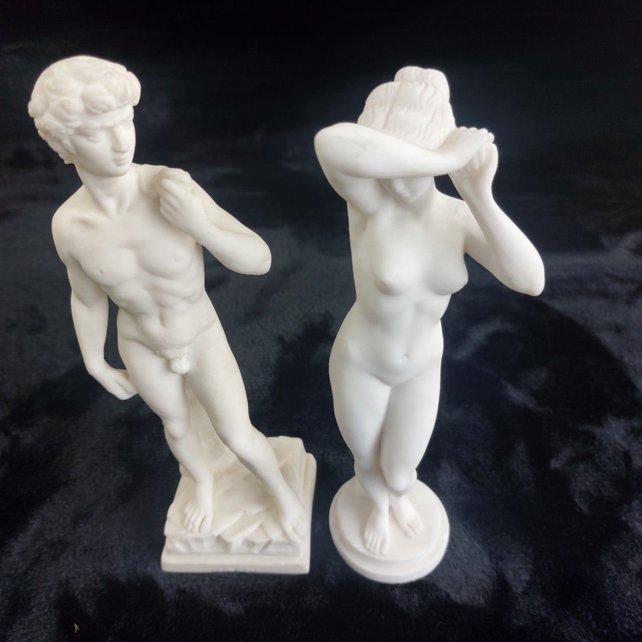 Michelangelo David & Female Nude Sculpture Pair – 9.5" Resin Greece Statue White6