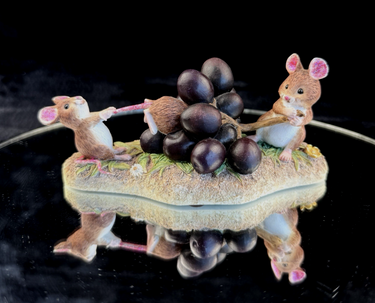 Vintage Border Fine Arts Merrie Mice Figurine - 