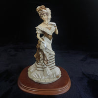 Thumbnail for Leonardo Promenade Collection British Lady Figure 1991 Vintage Resin Ornamnt 10