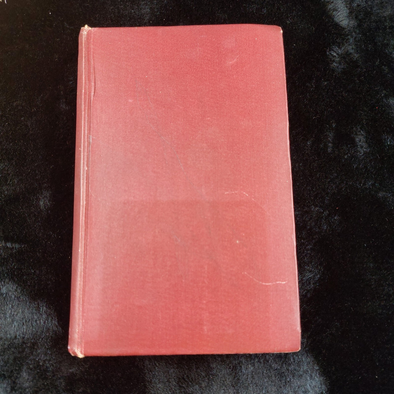 A Coat of Many Colours by Herbert Read Edition First – (1945) United Kingdom3