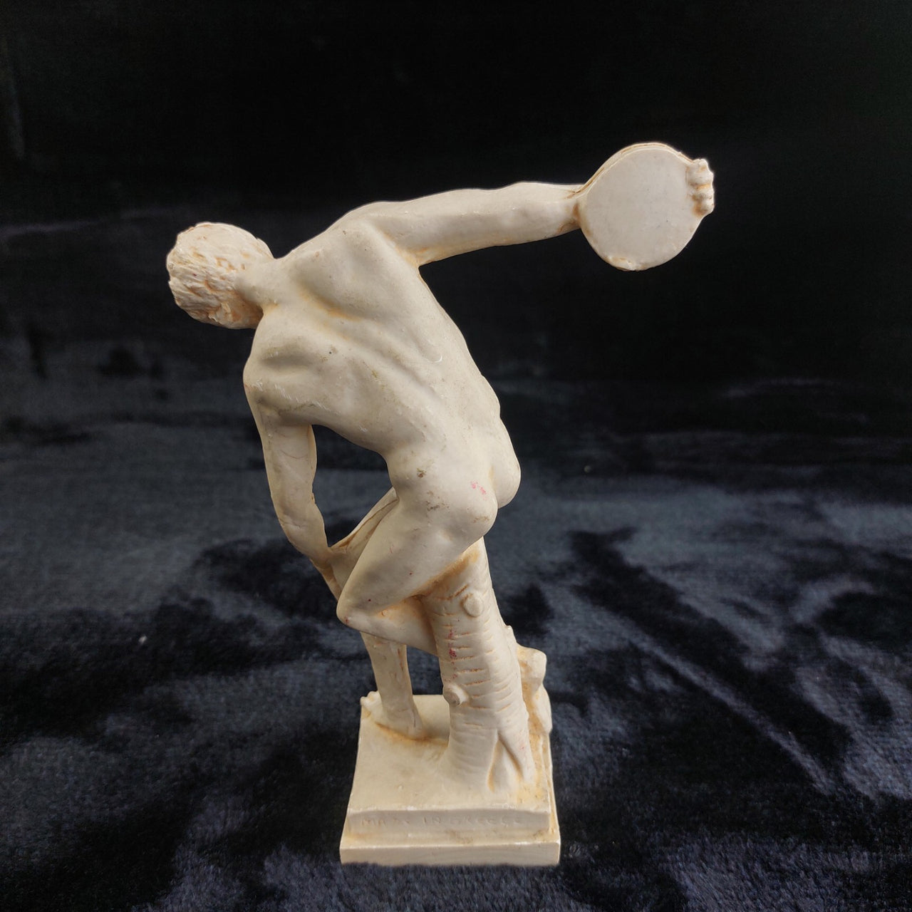 Greek Discobolus Thrower Discus Statue Made in Greece – 7in Resin Figure 347g.2