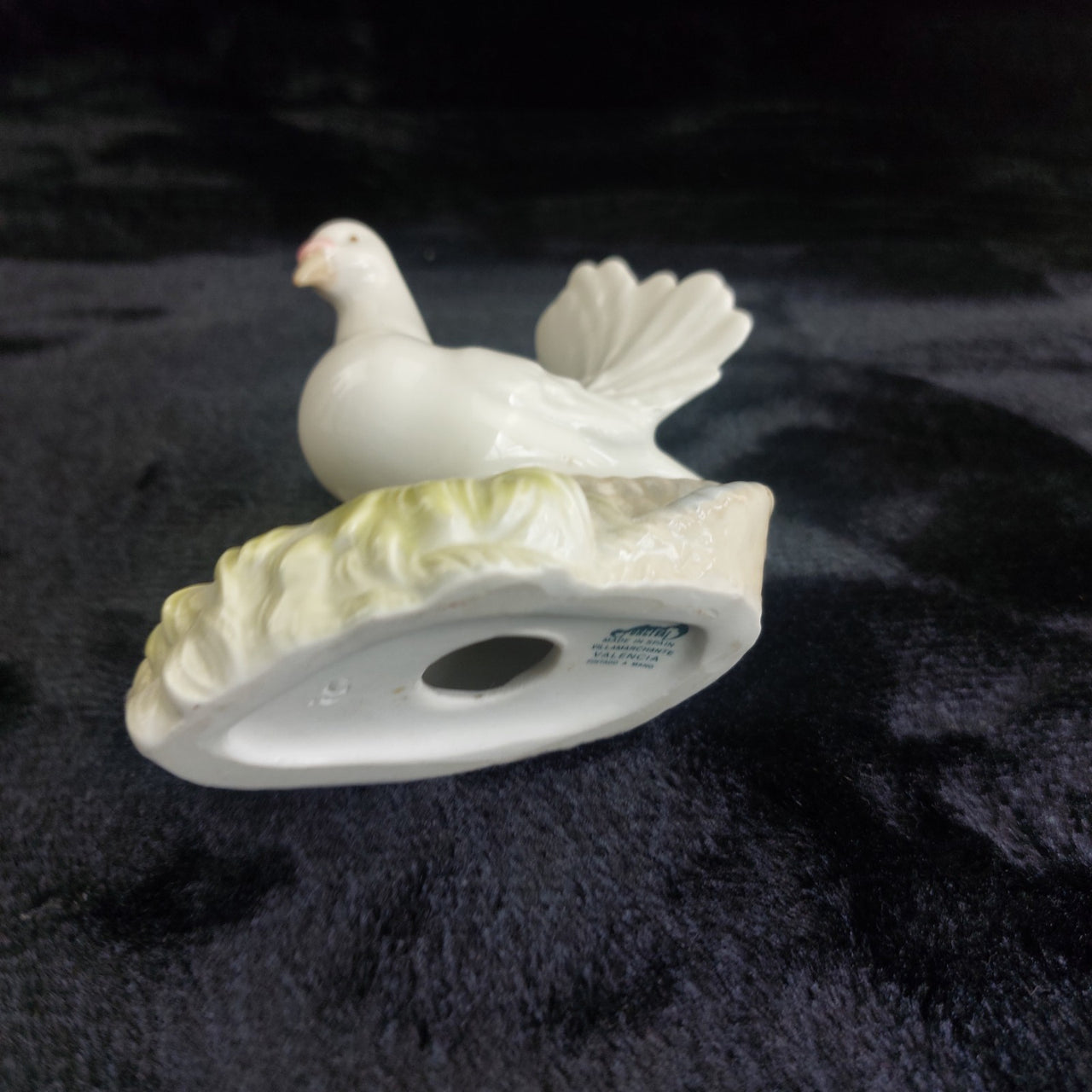 Porceval White Spain Dove Figurine 4.5" Porcelain Bird Nesting Hand Painted10