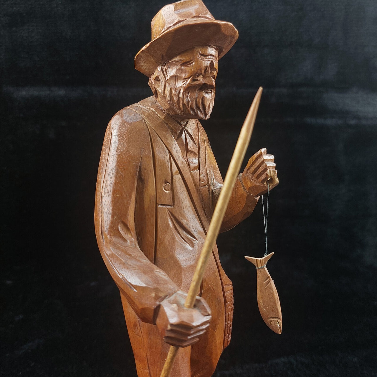 Wooden Vintage SculptureFisherman -Folk Art - Jocelyn Caron - Chipped Hand6