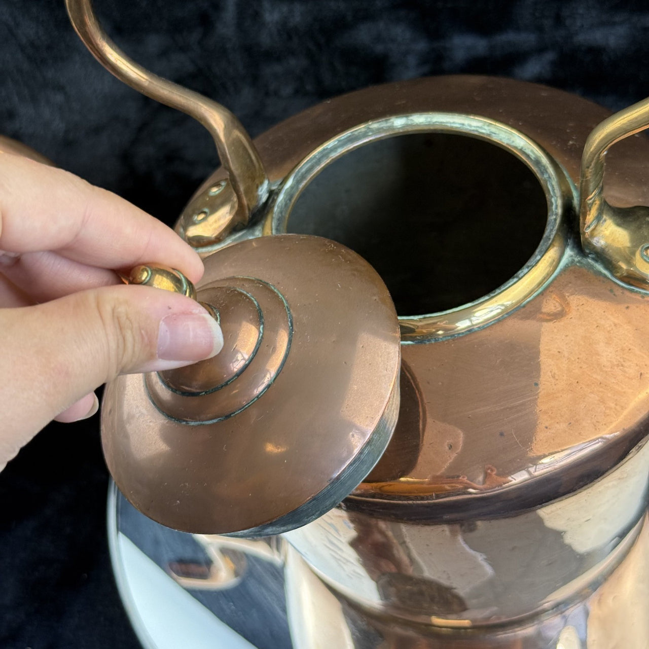 Antique Large Copper Kettle with Brass and Copper Handle - English Country House20