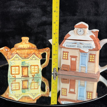 Keele St Pottery Thatched Cottage & Pleasant Hill Station Teapot Set kitchen dec1