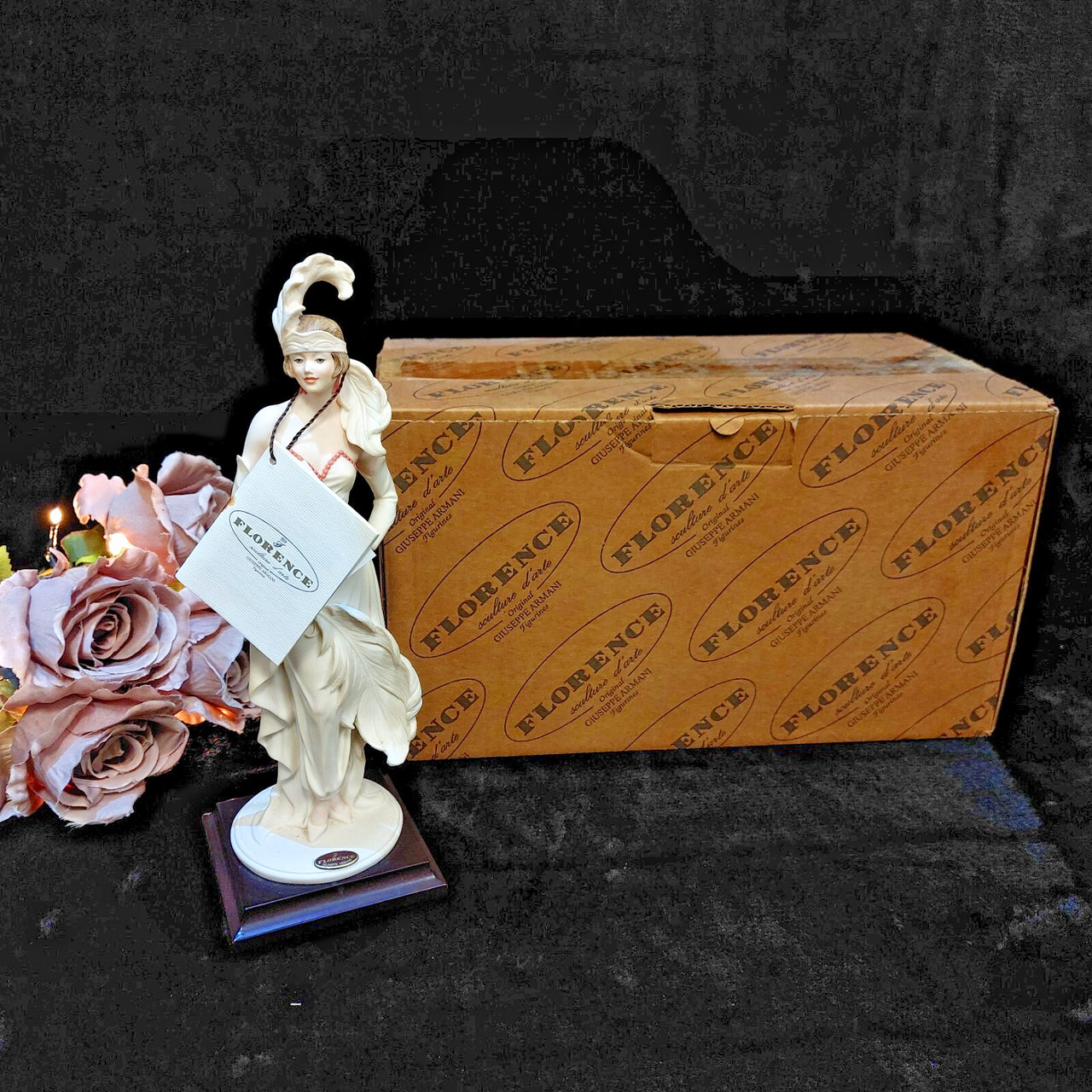 Florence Armani Stepping Out Figurine – Mint Condition 1413F Lady With Box & COA1