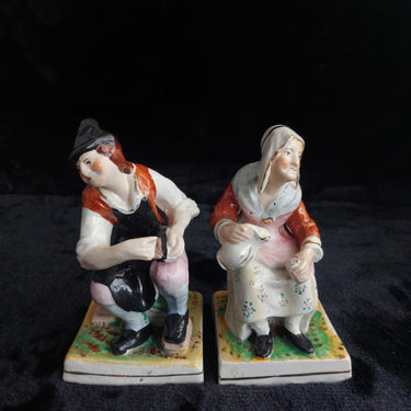 Antique Staffordshire decor Figurines Seated Couple classic Pair 906g  see pics1
