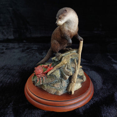 Border Fine Arts Country Characters A1487 Nipped Otter Crab Figurine 6.5in 20031