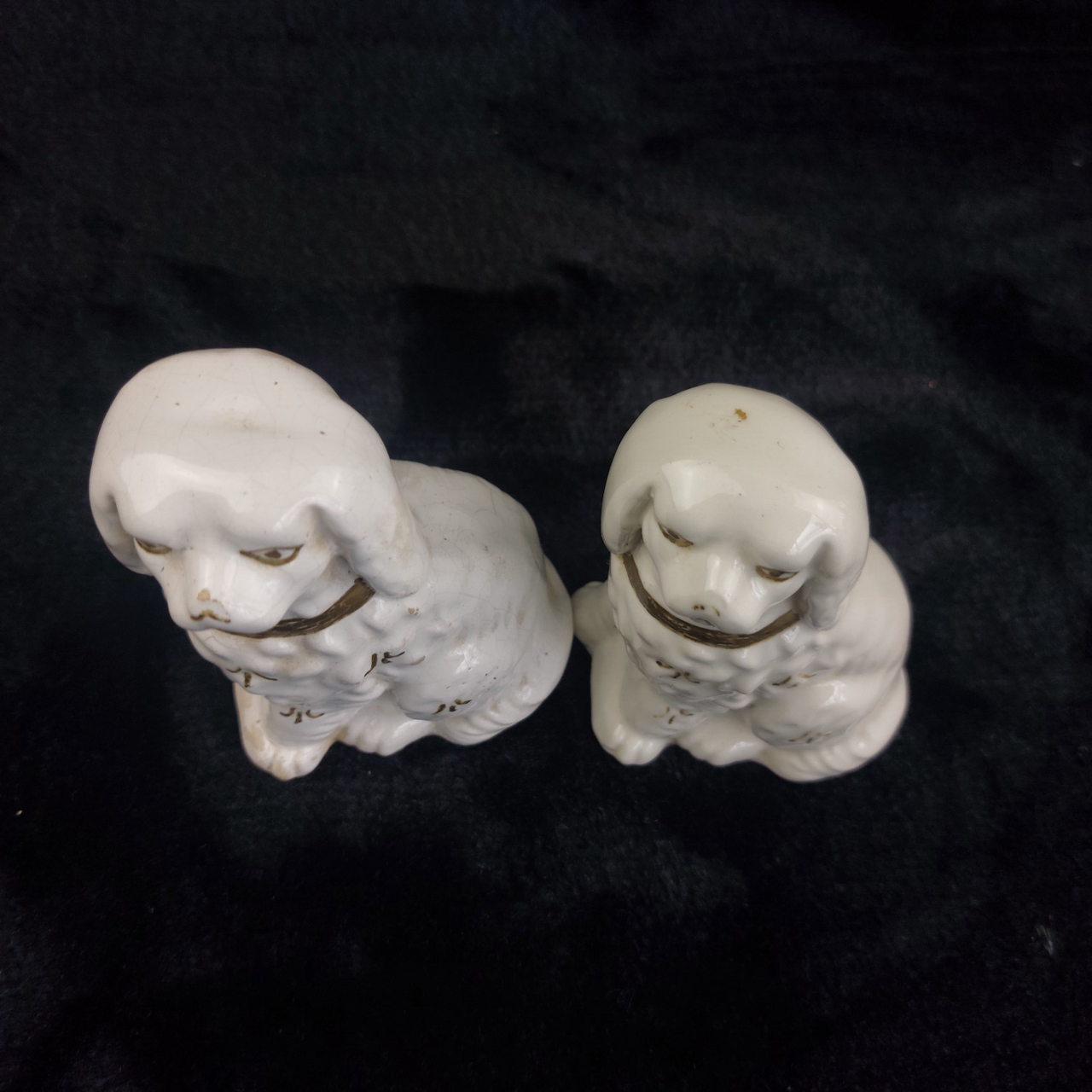 Antique Staffordshire Dog Style Figure pair White Accents Gold bookshelf decor6