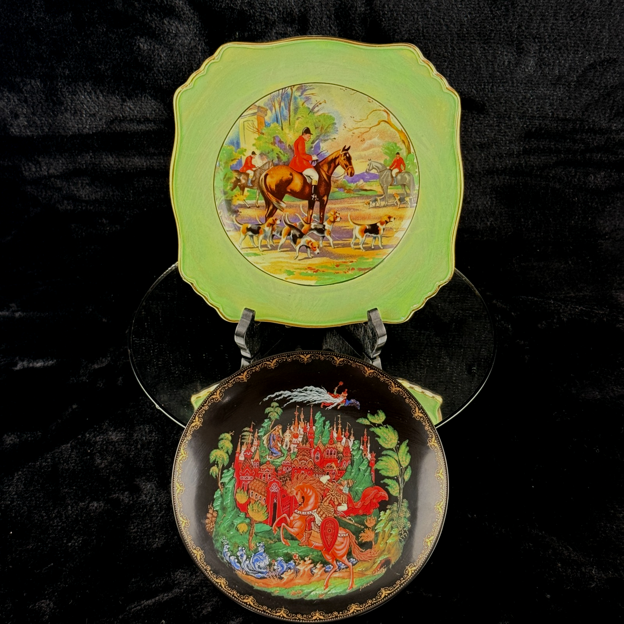 Royal Grimwades Winton English Hunting Scene Plate & Palekh 1988 Ruslan decor15